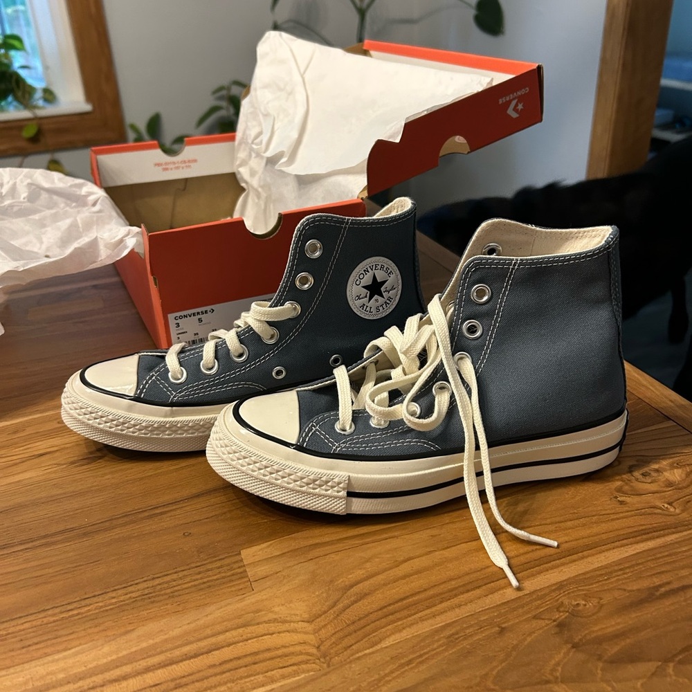 NEW Converse High-Top Sneakers in Navy and White
